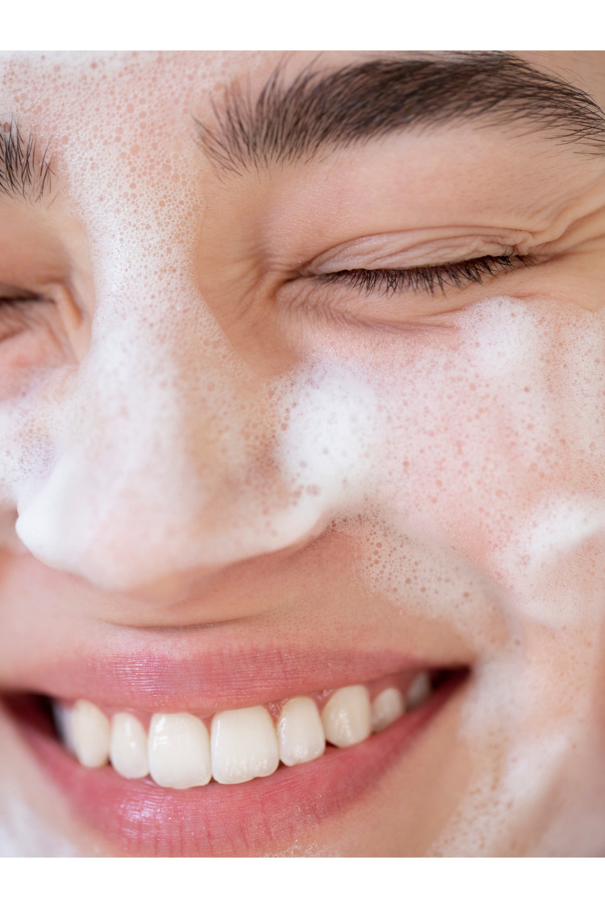 Juvera Nemlendirici Yüz ve Vücut Temizleme Jeli - Calming Cleansing Gel 200 ml – kuru ve atopik ciltler için nemlendirici yüz ve vücut temizleme jeli
