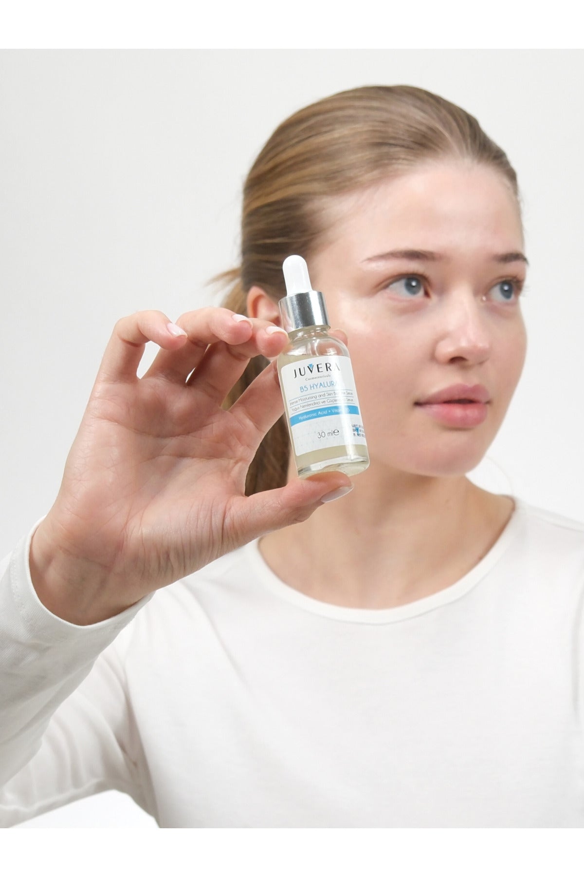 Juvera Hyaluronik Asit Serum Vita B5 - Yoğun Nemlendirici ve Cilt Güçlendirici Serum - B5 Hyalura 30 ml – hyaluronik asit ve B5 içerikli yoğun nemlendirici cilt güçlendirici serum