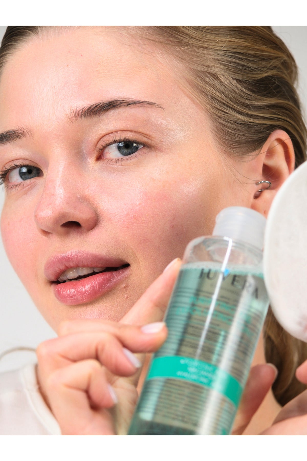 Juvera Glikolik Asit Içerikli Gözenek Sıkılaştırıcı Arındırıcı ve Kararma Karşıtı Tonik 100 ml – %7 glikolik asit içerikli gözenek sıkılaştırıcı, arındırıcı ve kararma karşıtı tonik