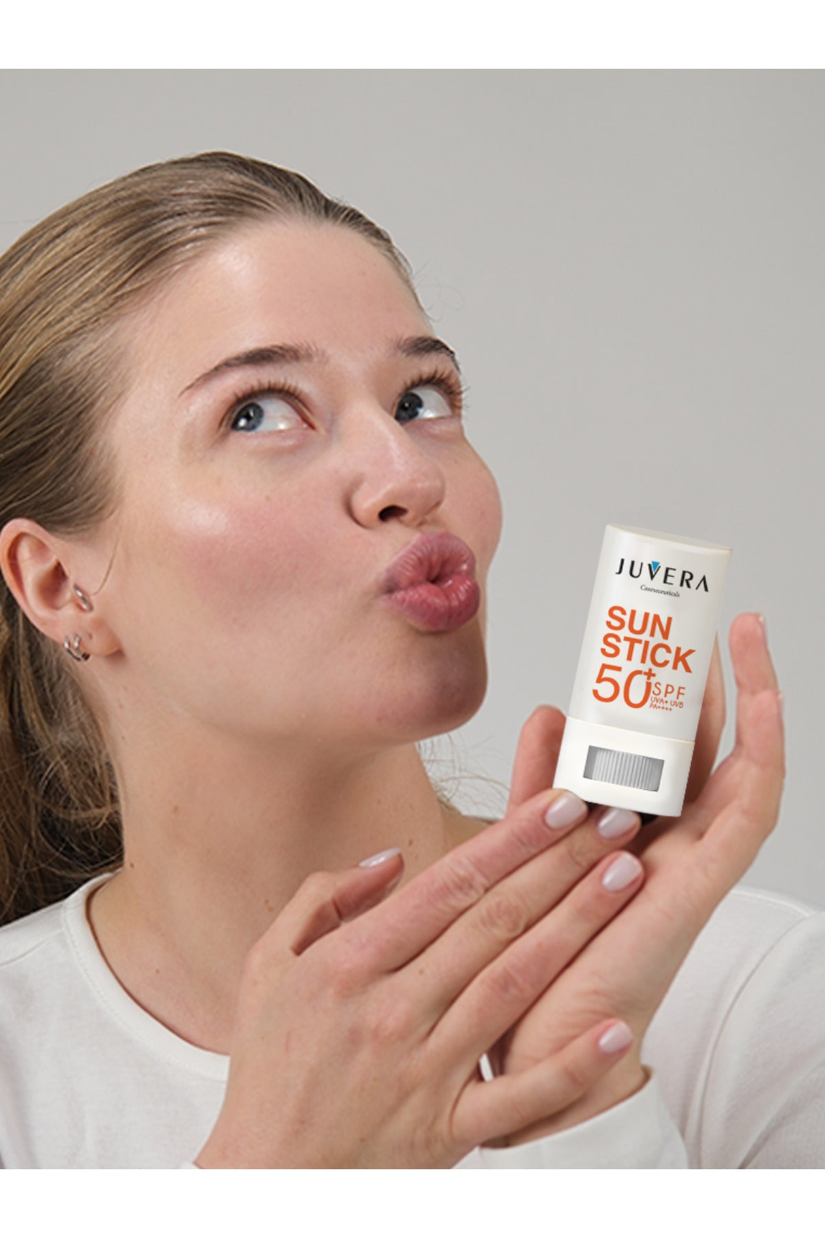 Juvera Stick Güneş Koruyucu Krem Tüm Cilt Tipleri Için 50spf Pa++++ 15 gr – tüm cilt tipleri için geniş spektrumlu, stick formda pratik güneş koruyucu