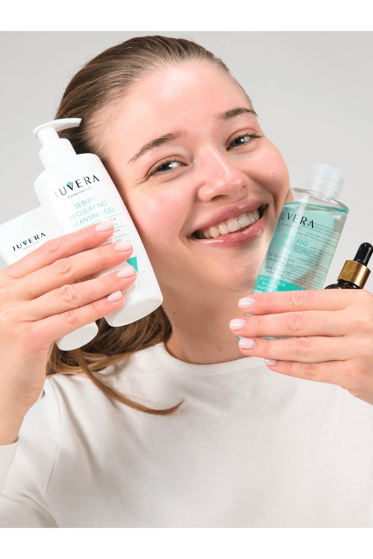 Juvera Siyah Nokta Karşıtı Karma ve Yağlı Ciltler İçin Yıkama Jeli - Sebum Regulating Gel 200 ml – karma ve yağlı ciltler için siyah nokta karşıtı sebum dengeleyici yıkama jeli
